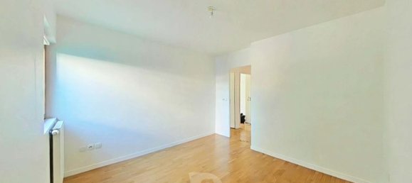 Apartamento de 3 dormitorios en Seine-Saint-Denis, France No. 356337 6