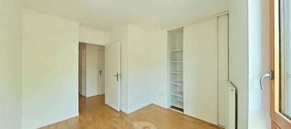 Apartamento de 3 dormitorios en Seine-Saint-Denis, France No. 356337 4