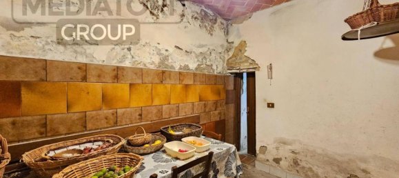 7 rooms House in Serravalle Pistoiese, Italy No. 31556 17