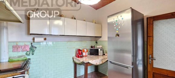 7 rooms House in Serravalle Pistoiese, Italy No. 31556 9