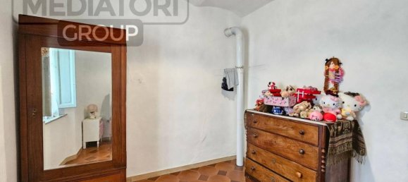 7 rooms House in Serravalle Pistoiese, Italy No. 31556 29
