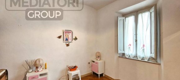 7 rooms House in Serravalle Pistoiese, Italy No. 31556 27