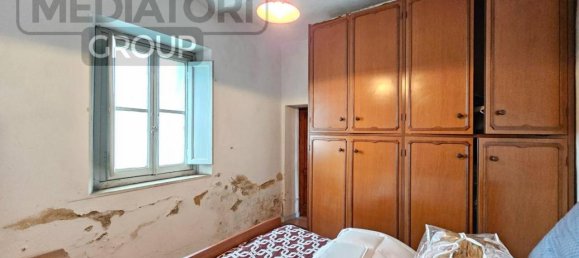 7 rooms House in Serravalle Pistoiese, Italy No. 31556 42