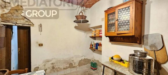 7 rooms House in Serravalle Pistoiese, Italy No. 31556 18