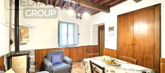 7 rooms House in Serravalle Pistoiese, Italy No. 31556 12