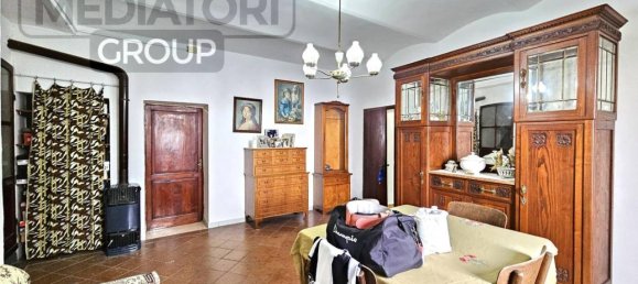 7 rooms House in Serravalle Pistoiese, Italy No. 31556 25