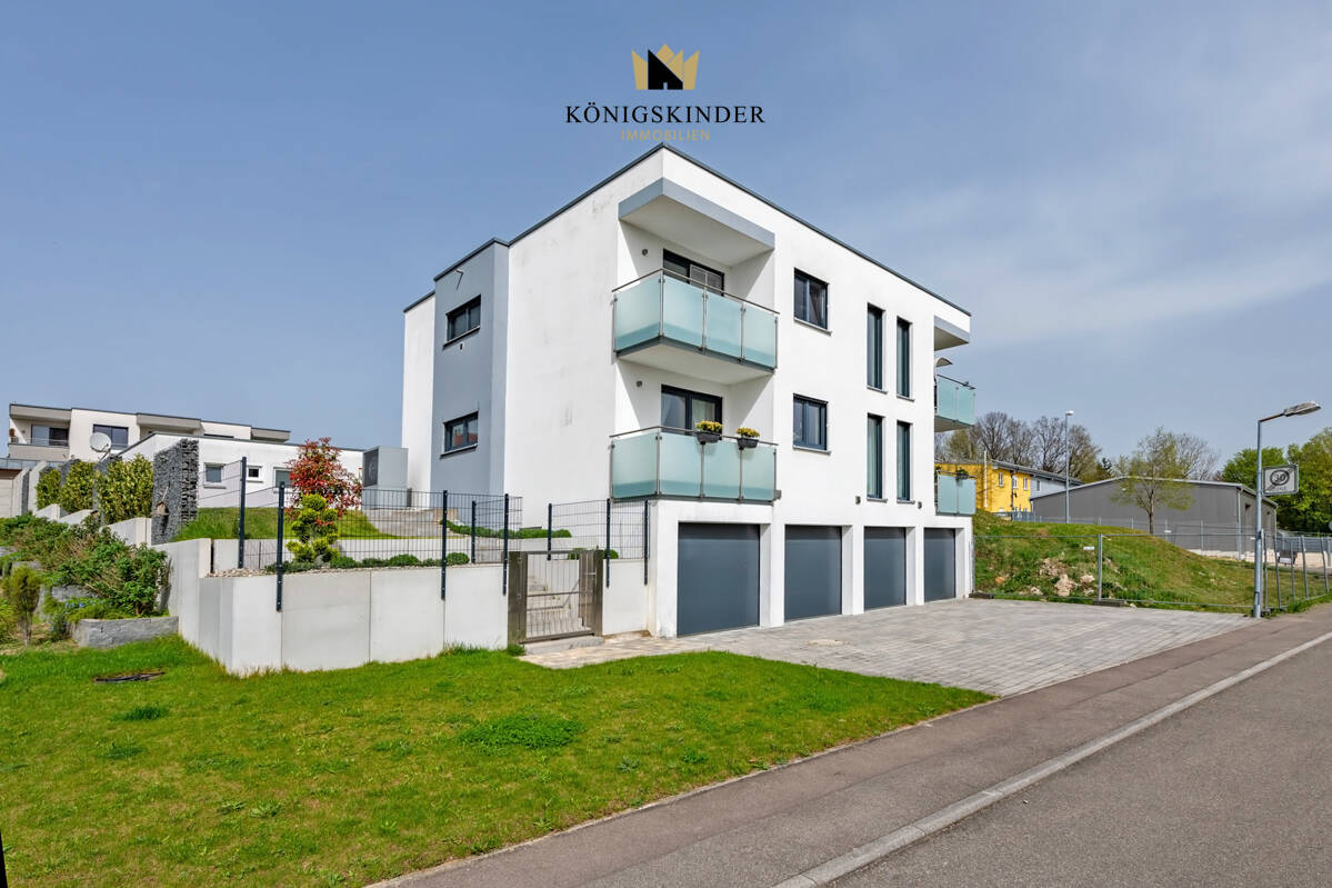 6 bedrooms Building in Rems-Murr-Kreis, Germany No. 286479