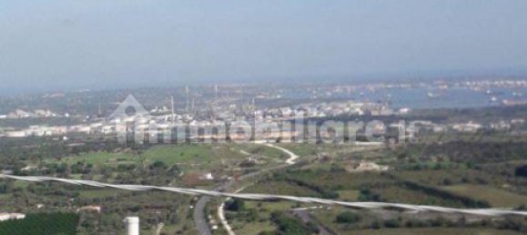 5 rooms Building in Melilli, Italy No. 119037 3