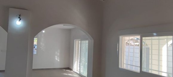 3 bedrooms House in Catral, Spain No. 185193 10