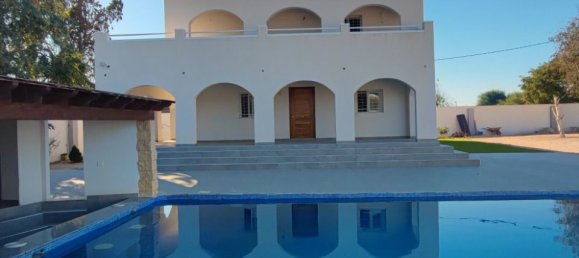 3 bedrooms House in Catral, Spain No. 185193 2