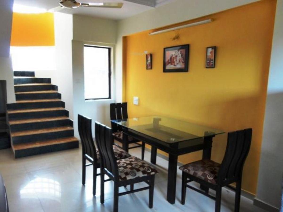 Casa de 3 dormitorios en Bangalore, India No. 3519