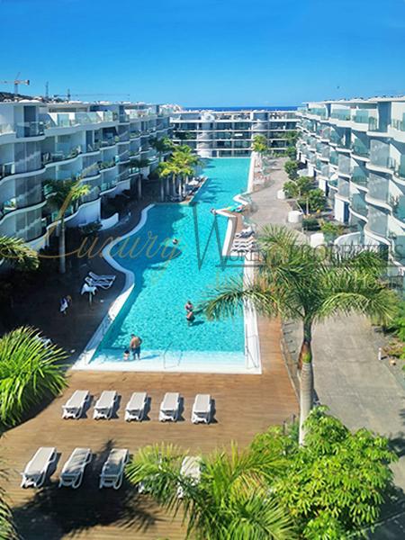 Apartamento de 2 dormitorios en Arona, Spain No. 54254