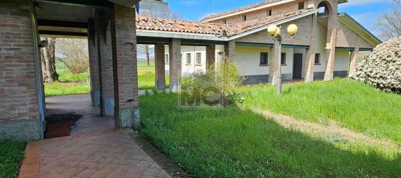 6-Zimmer Villa in Rubiera, Italy, Nr. 14793 5
