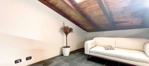 Apartamento de 3 divisões em Oleggio, Italy N.º 284015 44