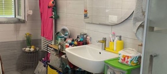 Apartamento de 3 divisões em Oleggio, Italy N.º 284015 46