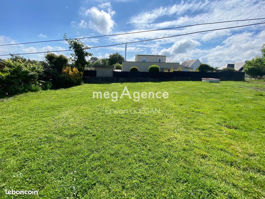 Terreno en Pluvigner, France 650 m² No. 121498
