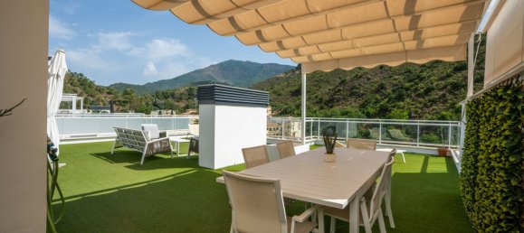 3 bedrooms Penthouse in Benahavis, Spain No. 152987 9