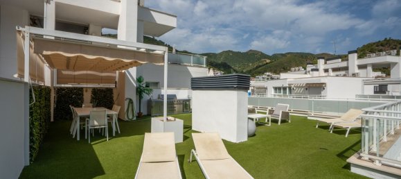 3 bedrooms Penthouse in Benahavis, Spain No. 152987 10