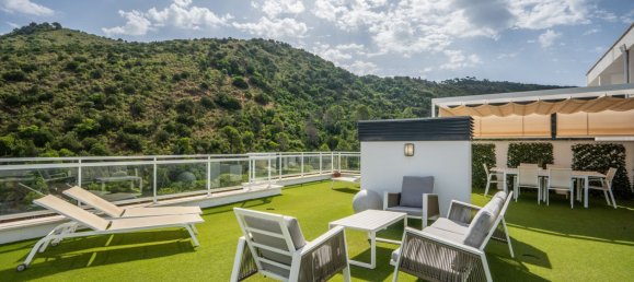 3 bedrooms Penthouse in Benahavis, Spain No. 152987 8