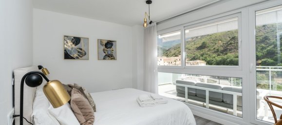 3 bedrooms Penthouse in Benahavis, Spain No. 152987 2