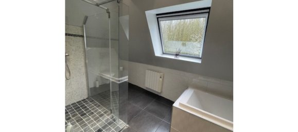 3 bedrooms House in Lisieux, France No. 292589 8