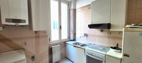 4 rooms Apartment in Pescara, Italy No. 34453 8