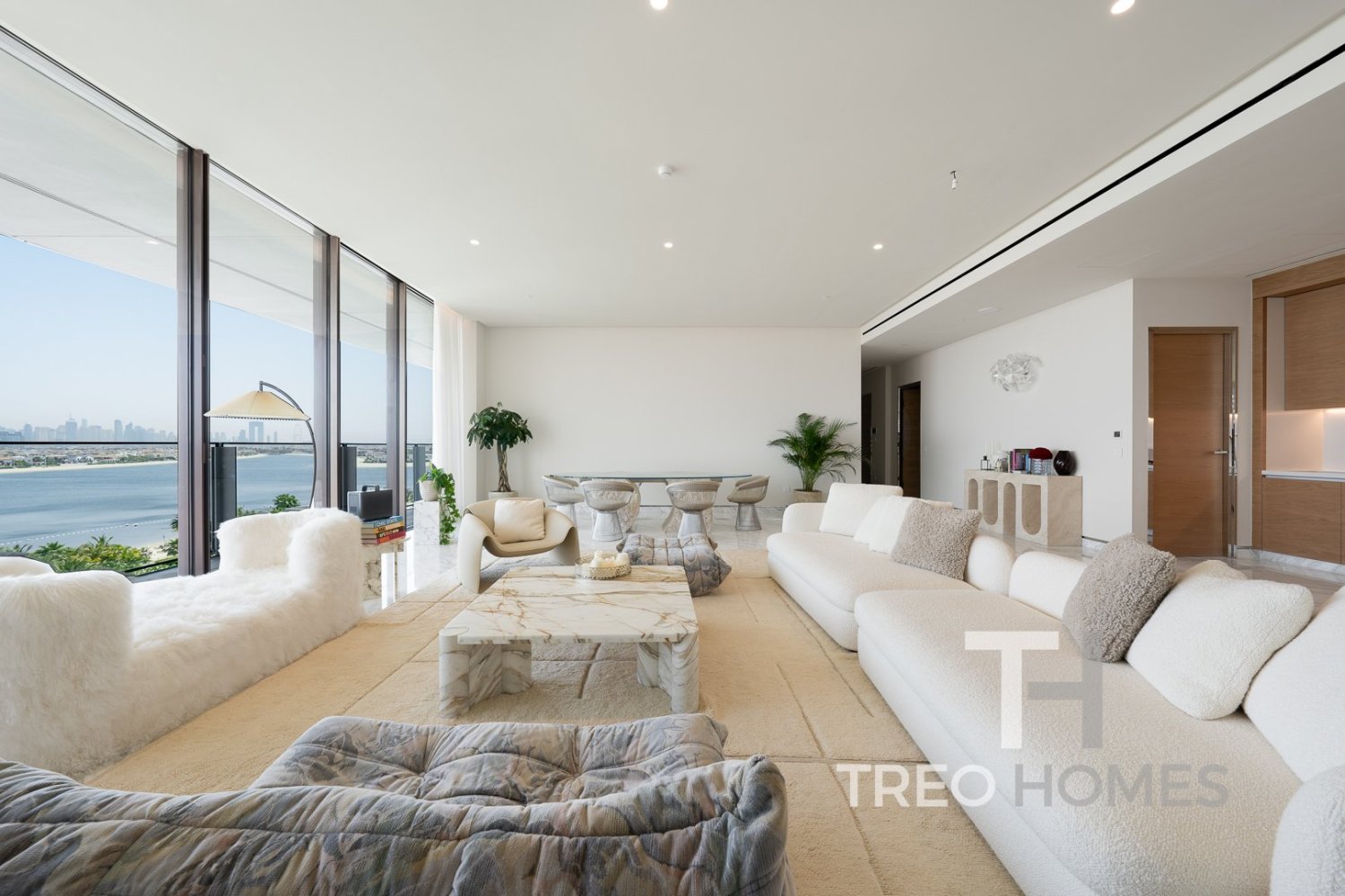 2 bedrooms Apartment in Palm Jumeirah, UAE No. 28438