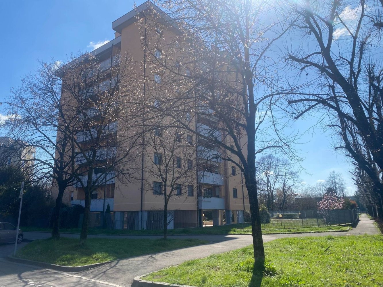 Квартира с 3 комнатами в Пьольтелло, Италия № 51507