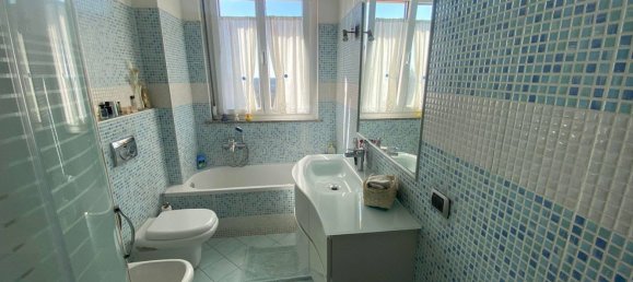 Квартира с 3 комнатами в Пьольтелло, Италия № 51507 15