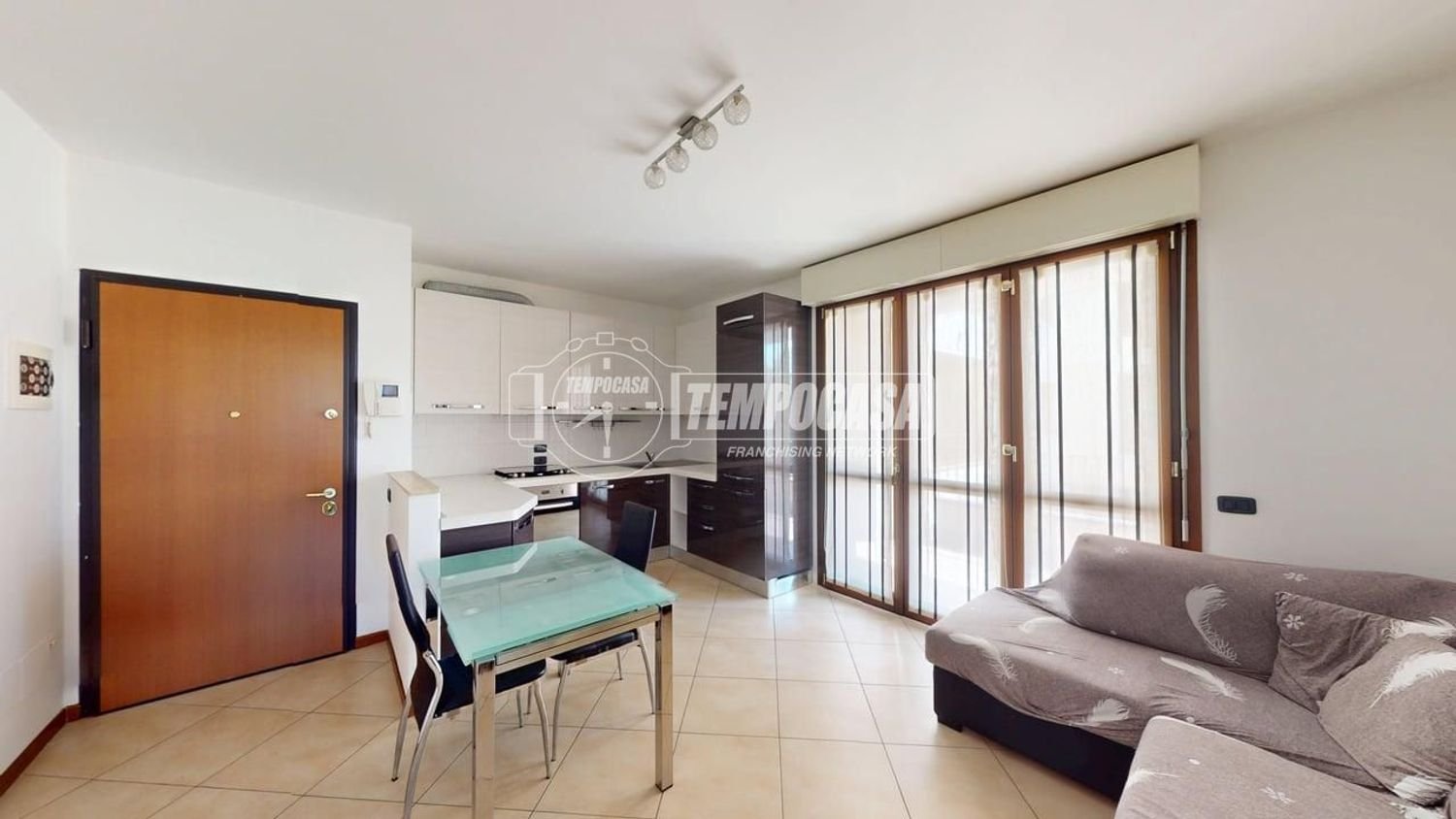 2 rooms Apartment in Limbiate, Italy No. 277956