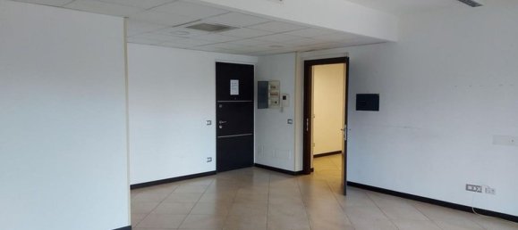 Офис 280м² в Рим, Италия № 372685 9