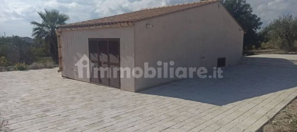 2 bedrooms Villa in Noto, Italy No. 60979 15