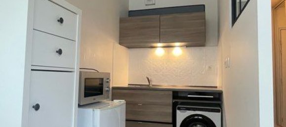 Studio in Issy-les-Moulineaux, France, Nr. 320592 3