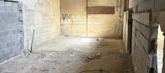 281m² Warehouse in Manises, Spain No. 150155 5