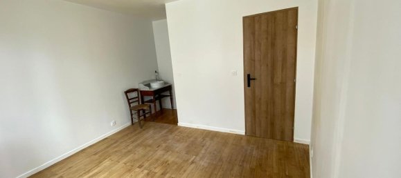 3 bedrooms House in Le Pellerin, France No. 340499 7