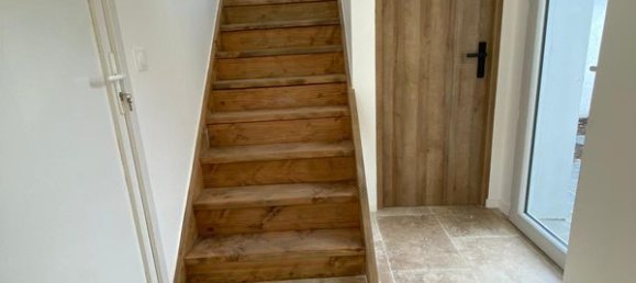 3 bedrooms House in Le Pellerin, France No. 340499 4