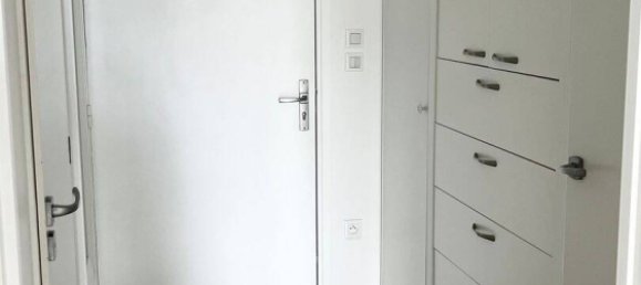 1 bedroom Apartment in Chatenay-Malabry, France No. 331535 8