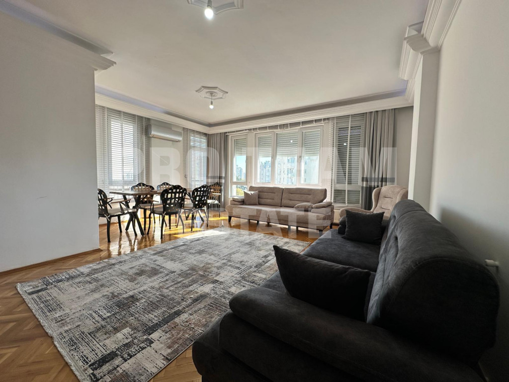 4-salle Appartement à Lara, Turkey No. 32634