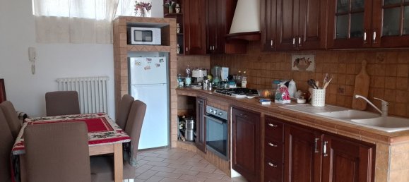 Casa de 5 habitaciónes en Pesaro, Italy No. 281133 2