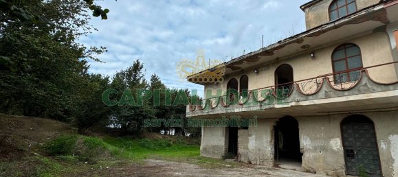 6 bedrooms House in Visciano, Italy No. 224033 9