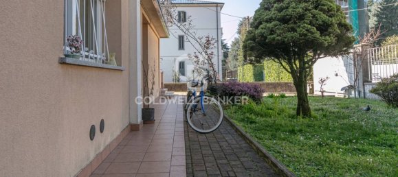 6-salle Villa à Gallarate, Italy No. 13282 13