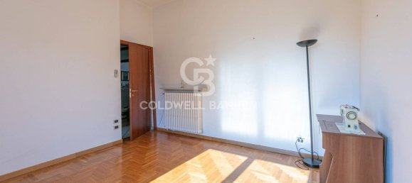 6-salle Villa à Gallarate, Italy No. 13282 23