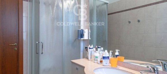 6-salle Villa à Gallarate, Italy No. 13282 4