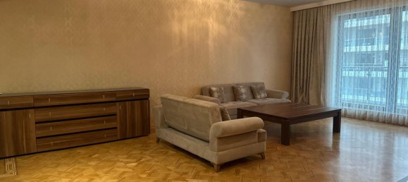 Apartamento de 4 dormitorios en Nasimi, Azerbaijan No. 1316 16