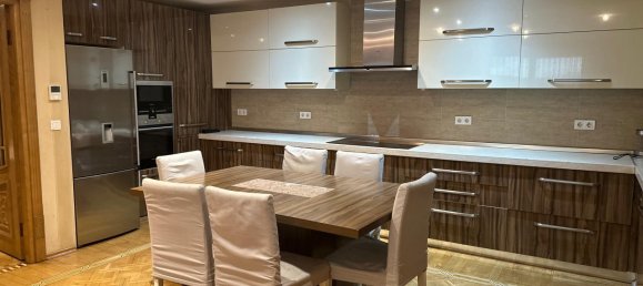 Apartamento de 4 dormitorios en Nasimi, Azerbaijan No. 1316 17