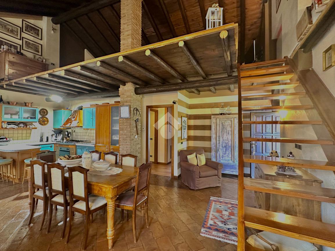 4غرفة شقة في Adro, Italy رقم 85991