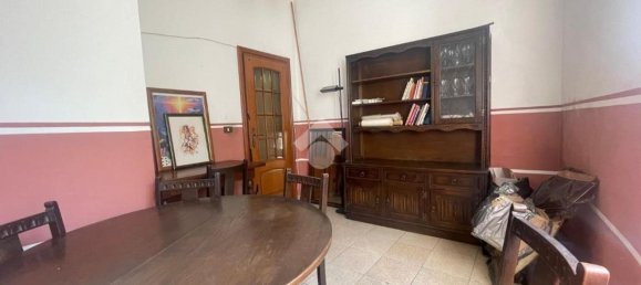 3-Zimmer Wohnung in Genoa, Italy, Nr. 237926 9