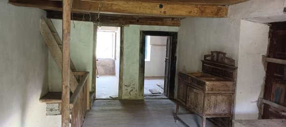 4 bedrooms House in Parres, Spain No. 154869 8