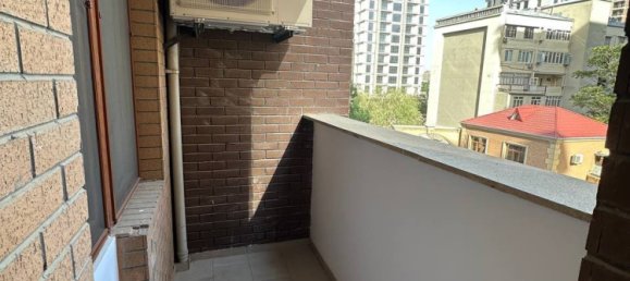 3 bedrooms Apartment in Nasimi, Azerbaijan No. 1256 4