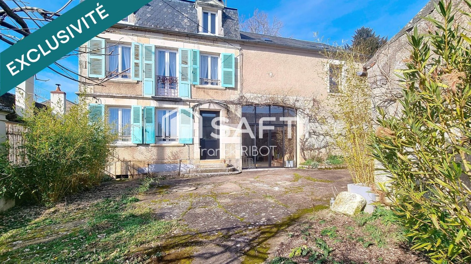 3 bedrooms House in Vezelay, France No. 202852